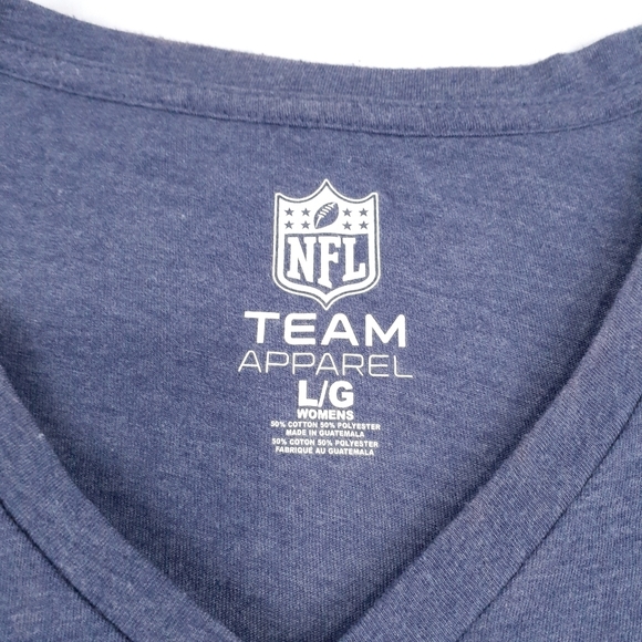 NFL Apparel Patriots V-Neck T-Shirt Size Large - Picture 3 of 5